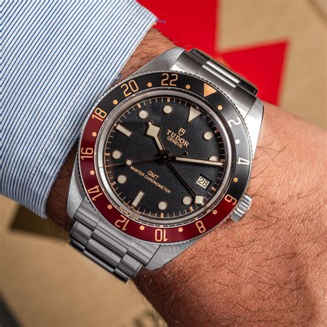 Tudor Black Bay 58 GMT: A Rolex Explorer Challenger! 